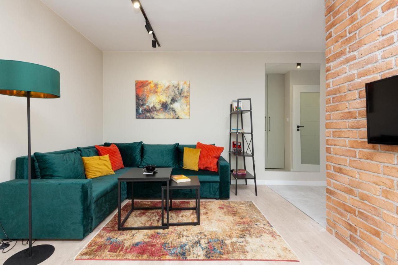 Apartments City Center Ochota By Noclegi Renters Warszawa Eksteriør bilde