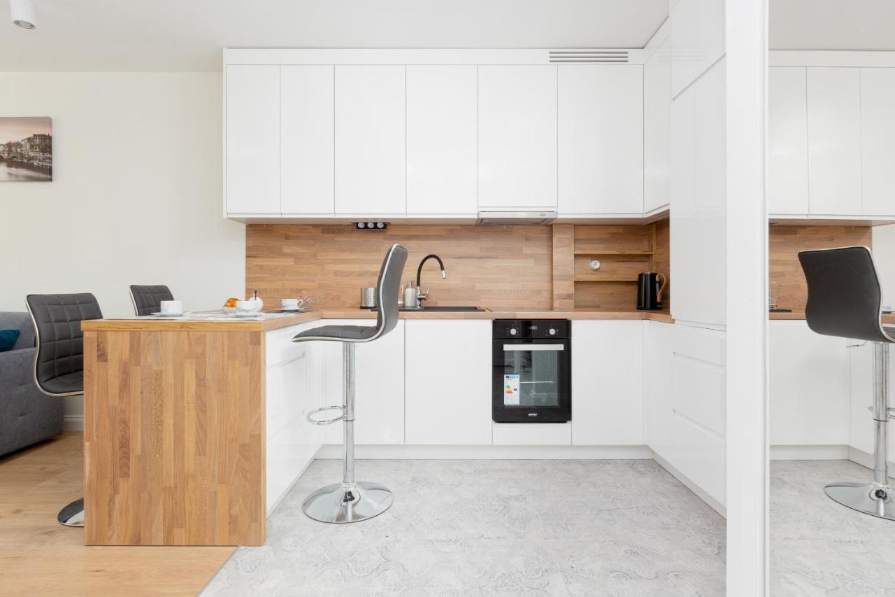 Apartments City Center Ochota By Noclegi Renters Warszawa Eksteriør bilde